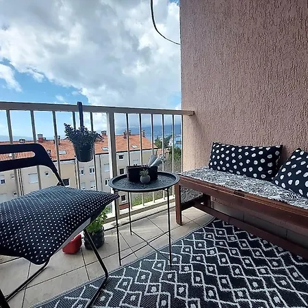 Urban Nest, Sunny Apartment 4 Stars Rijeka Exterior photo
