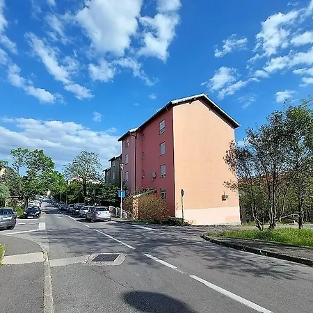 Urban Nest, Sunny Apartment 4 Stars Rijeka Exterior photo