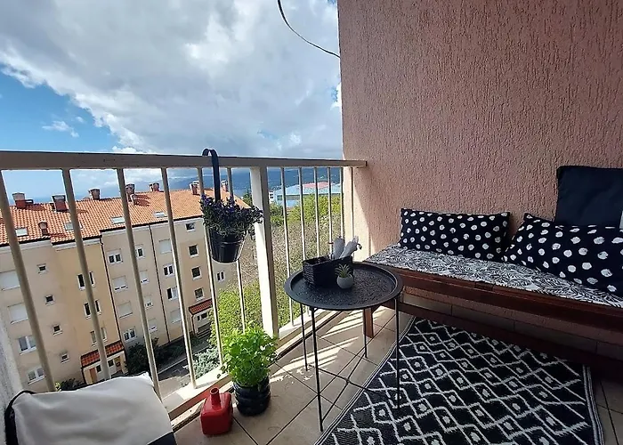 Urban Nest, Sunny Apartment 4 Stars Rijeka